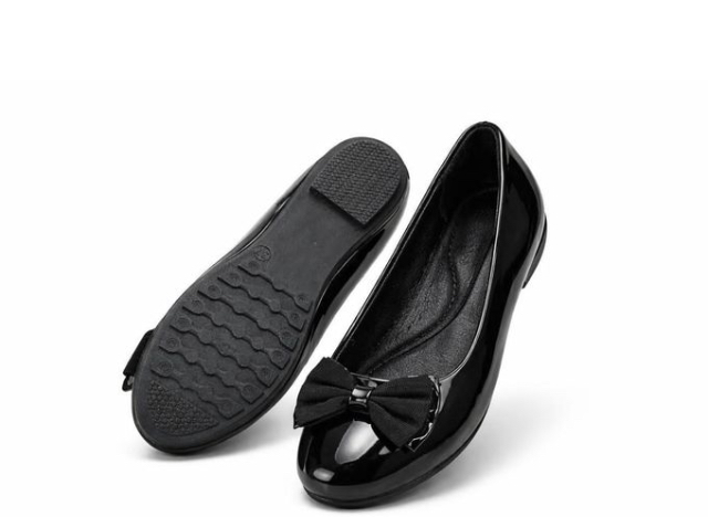 Flat Shoes for Ladies