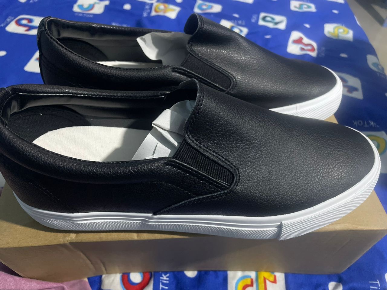 Men’s/Unisex Leather Slip-On Casual Sneakers