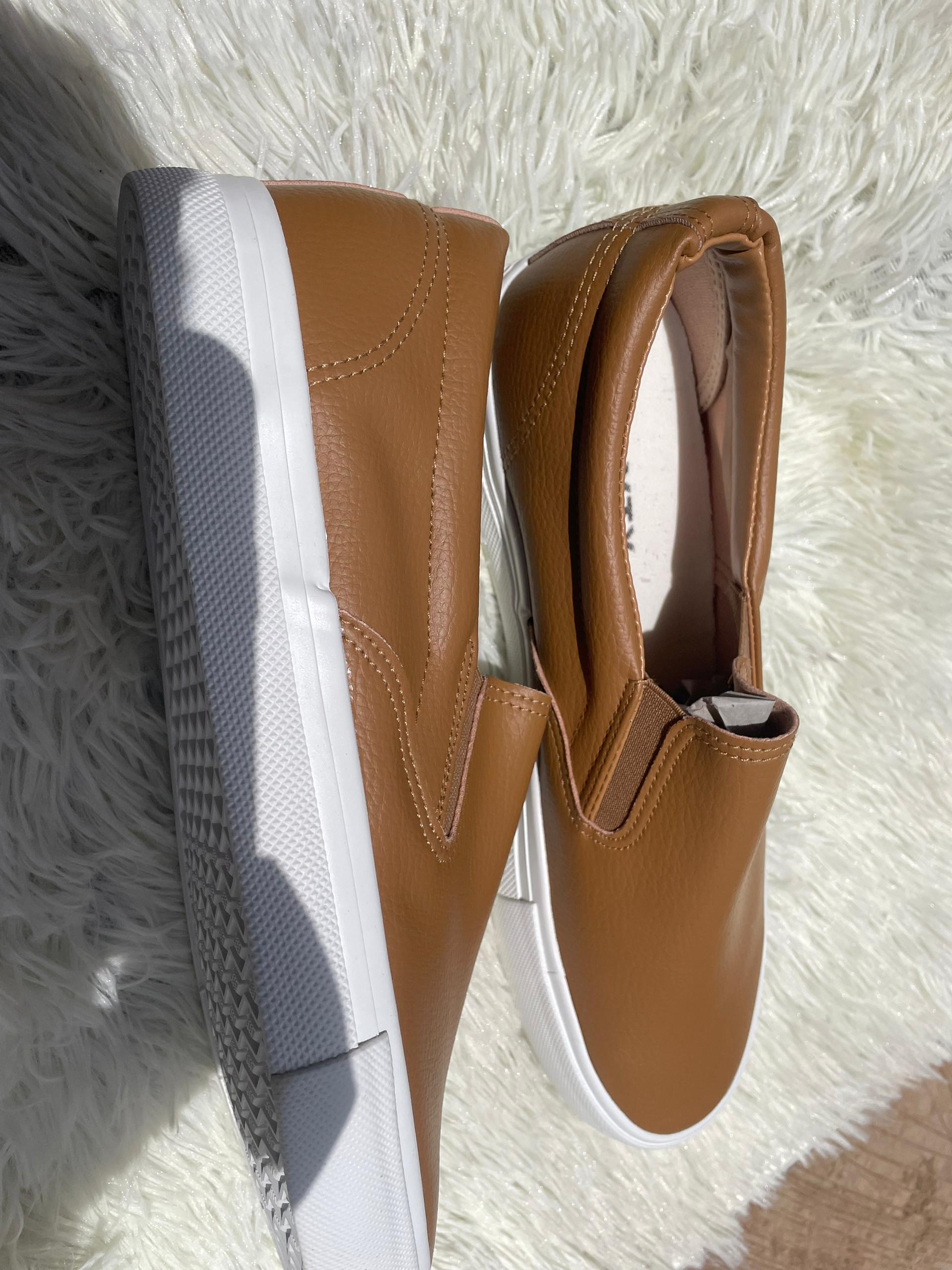9-LYTX Tan Brown Leather Slip-On Sneakers